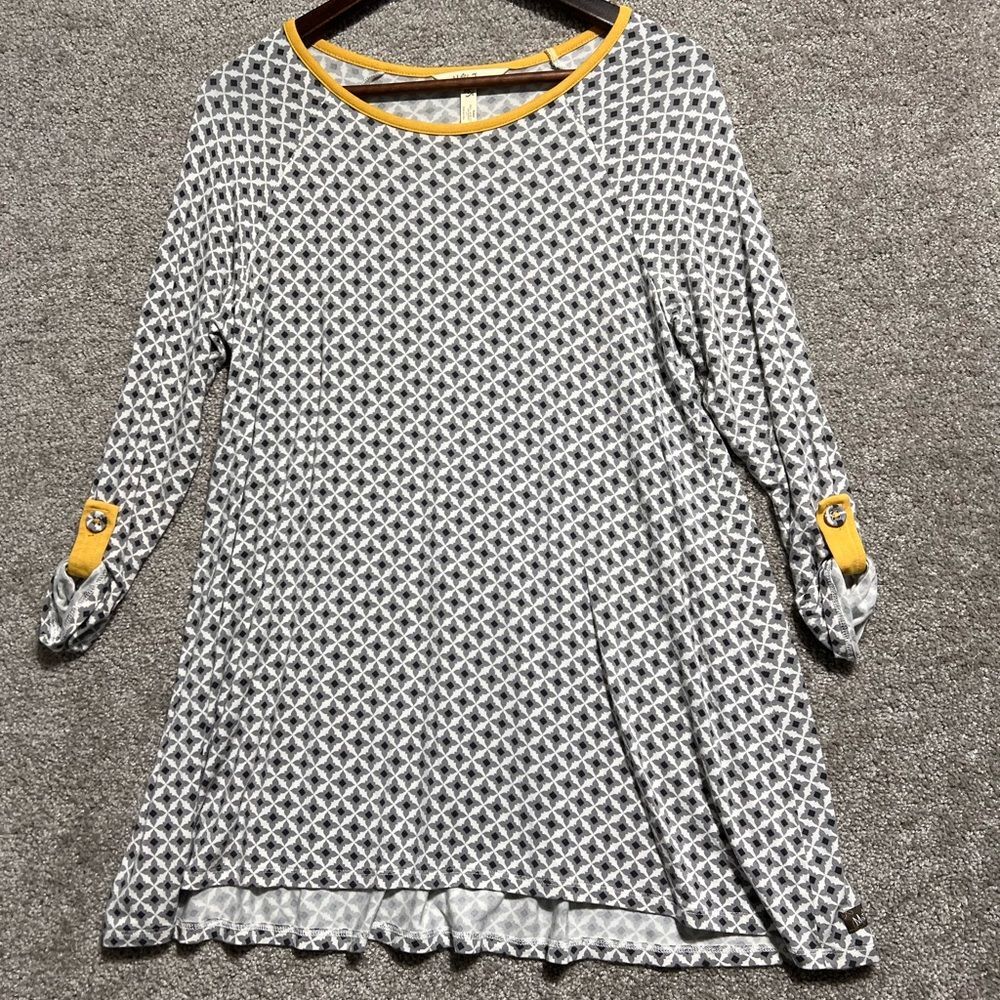 Matilda Jane Women's Make Believe Starstruck Roll Tab Sleeve Tunic Top Blouse M